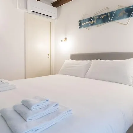 Apartment Italianway - Tadino 13 Milan